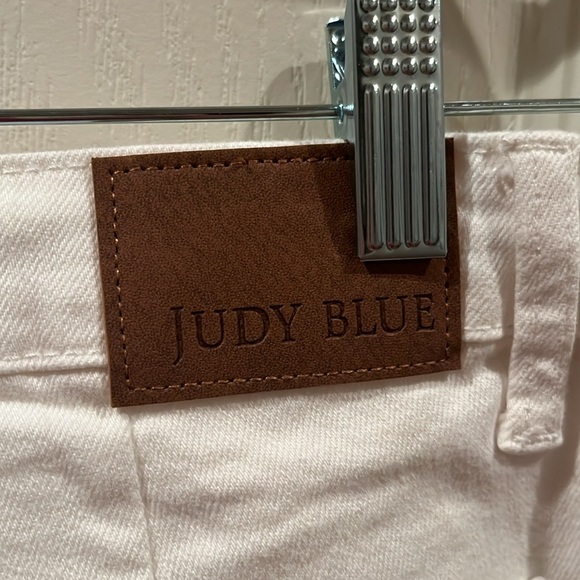 Women’s white Judy blue EUC trouser style jeans with drawstring - Picture 3 of 4